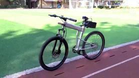 高三学生造出无人驾驶自行车：自动辅助驾驶等级堪比特斯拉