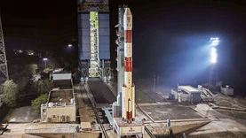 印度今年首次航天发射一箭三星