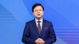 全国人大代表、联想集团董事长兼CEO杨元庆：用数字化转型推动更多中小企业迈向“专精特新”