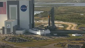 NASA巨型登月火箭SLS正式出厂，将“龟速”运往发射台