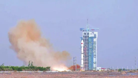 一箭三星！中国成功发射3颗低轨通信试验卫星