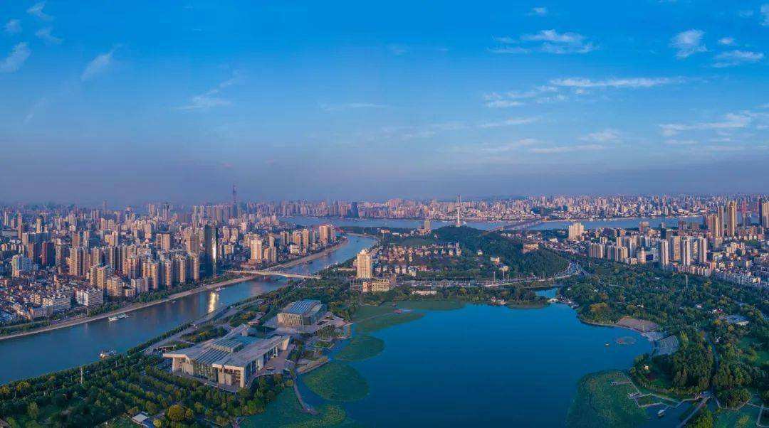 720万元，武汉市测绘研究院中标长江新区2022年度查违控违遥感监测项目
