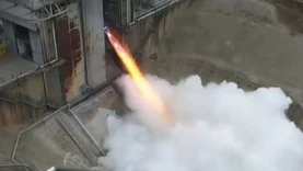航天科技集团两台火箭发动机试验成功
