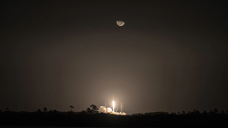 SpaceX发射Inmarsat-6 F2卫星