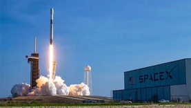 SpaceX发射首颗全球5G卫星 填补全球数据网络的空白