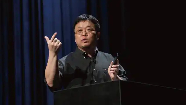 羅永浩吵架疑為產(chǎn)品預(yù)熱，細(xì)紅線5000萬(wàn)美金打造的AI硬件曝光