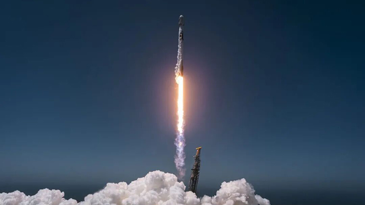 The United States releases a new version of its national space transportation policy, focusing on increasing launch frequency